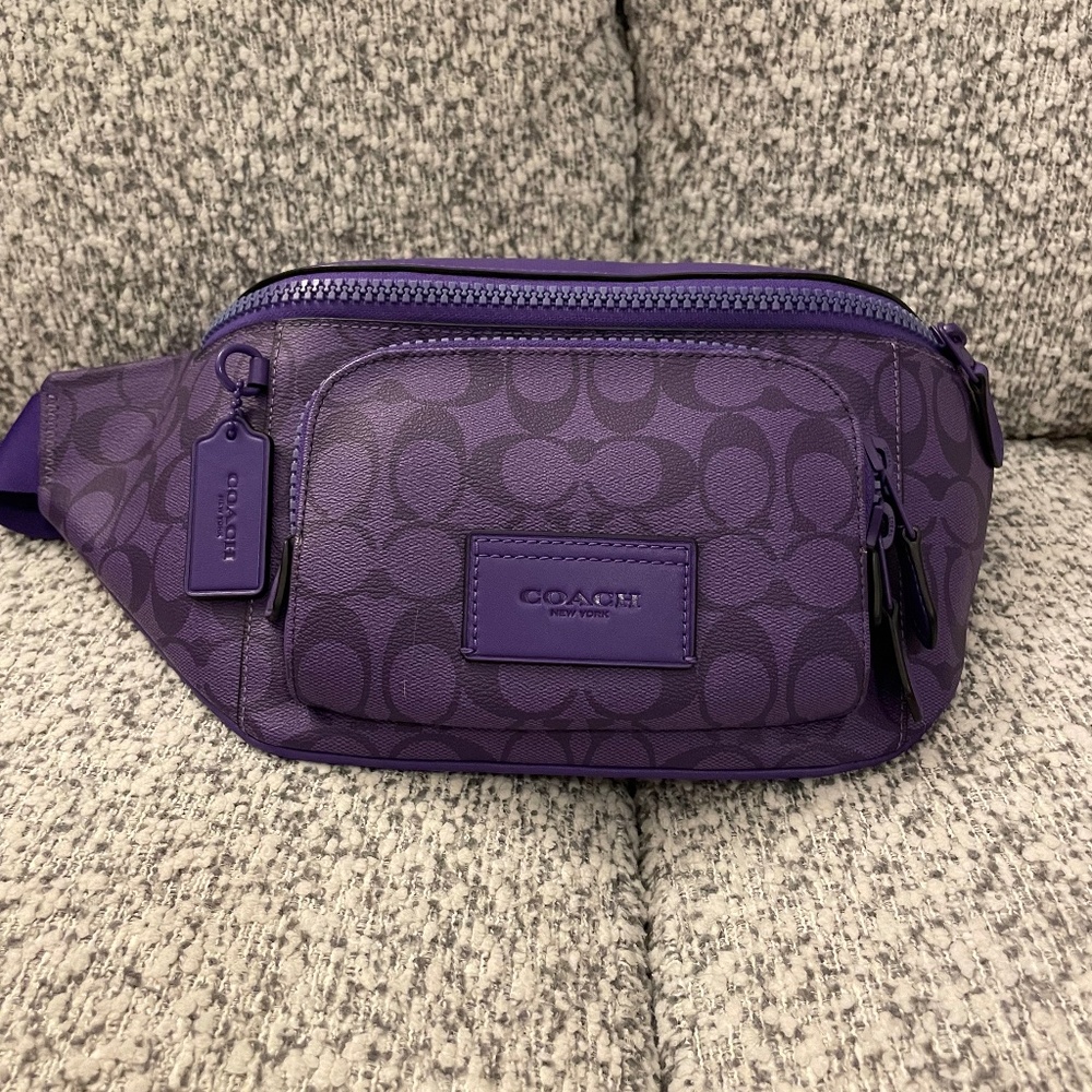 Vintage inspired Coach fannypack